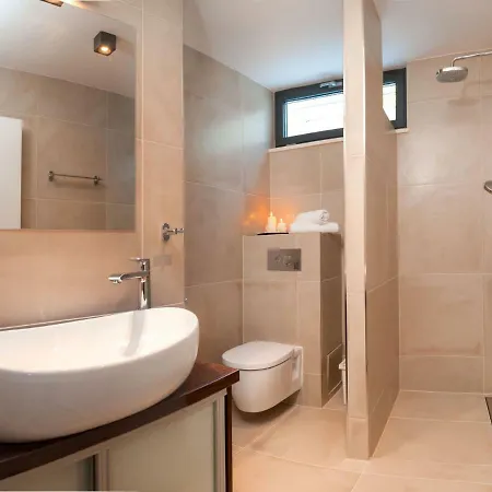 Villa Sunce Okrug Gornji